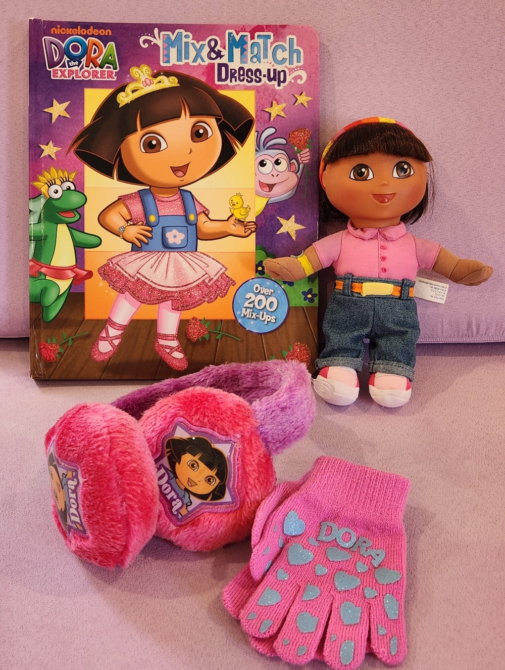 Y2K Nick Jr's Dora the Explorer Vinyl Plush Doll Book Accessories Bundle of 4